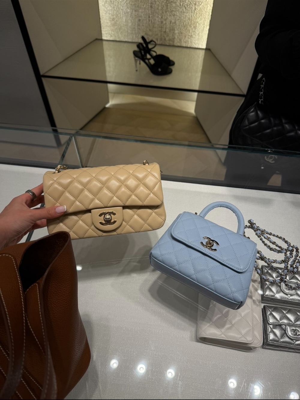 CHANEL Mini Coco Handle in Baby Blue - Picture 3 of 4